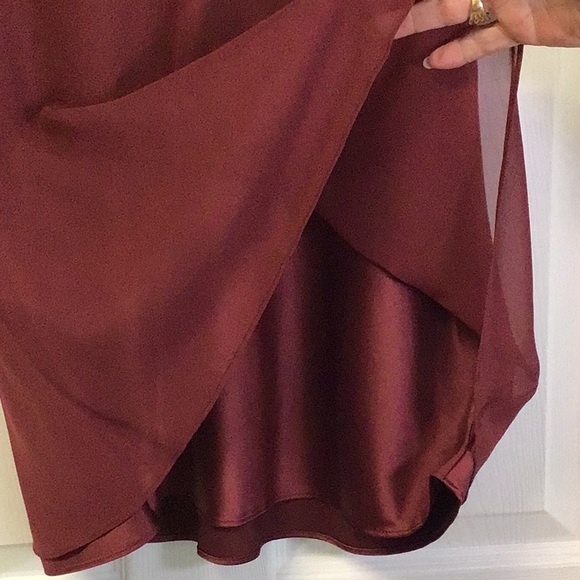 Lafayette brandy-wine sleeveless top. - Picture 4 of 9